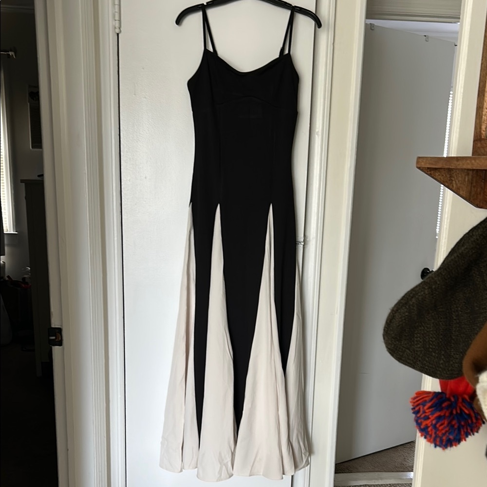 Elegant Black and Cream Maxi Dress